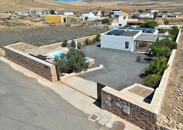 Casa Marisa With Heated Pool & Garden