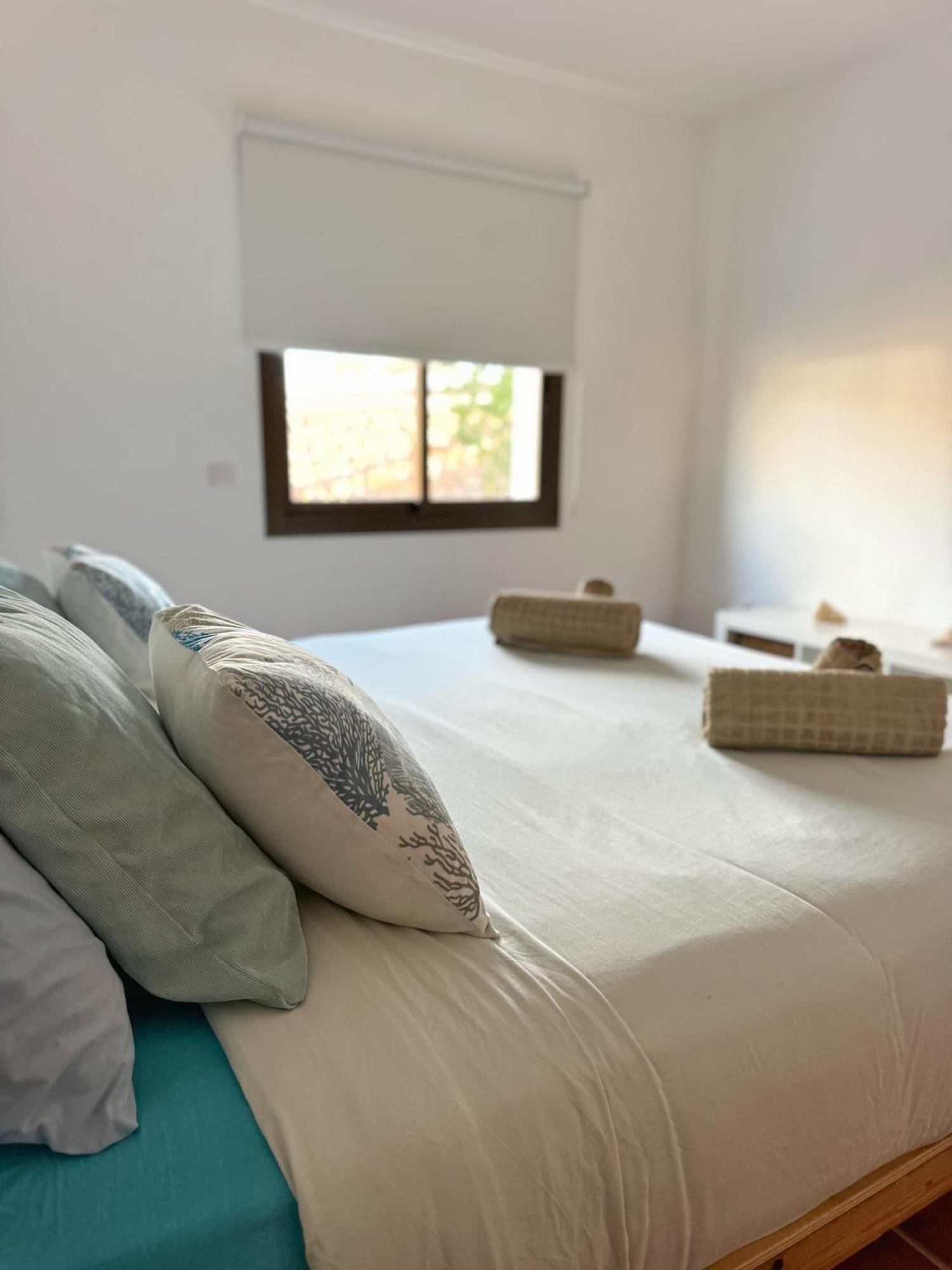 Casa Marisa With Heated Pool & Garden Holiday home *